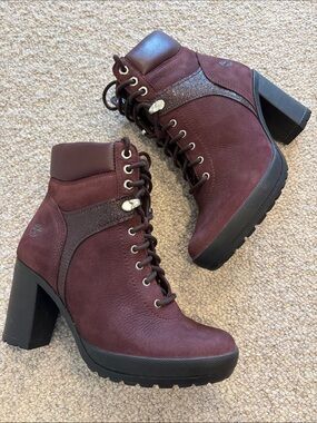 Timberland Camdale Women's Burgundy Suede Heeled Ankle Boot | Size 7.5 | NWOT